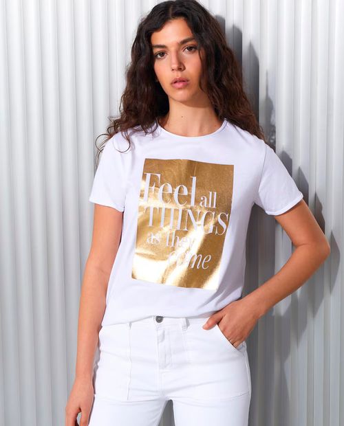 Camiseta Easy Wear estampada manga corta para mujer