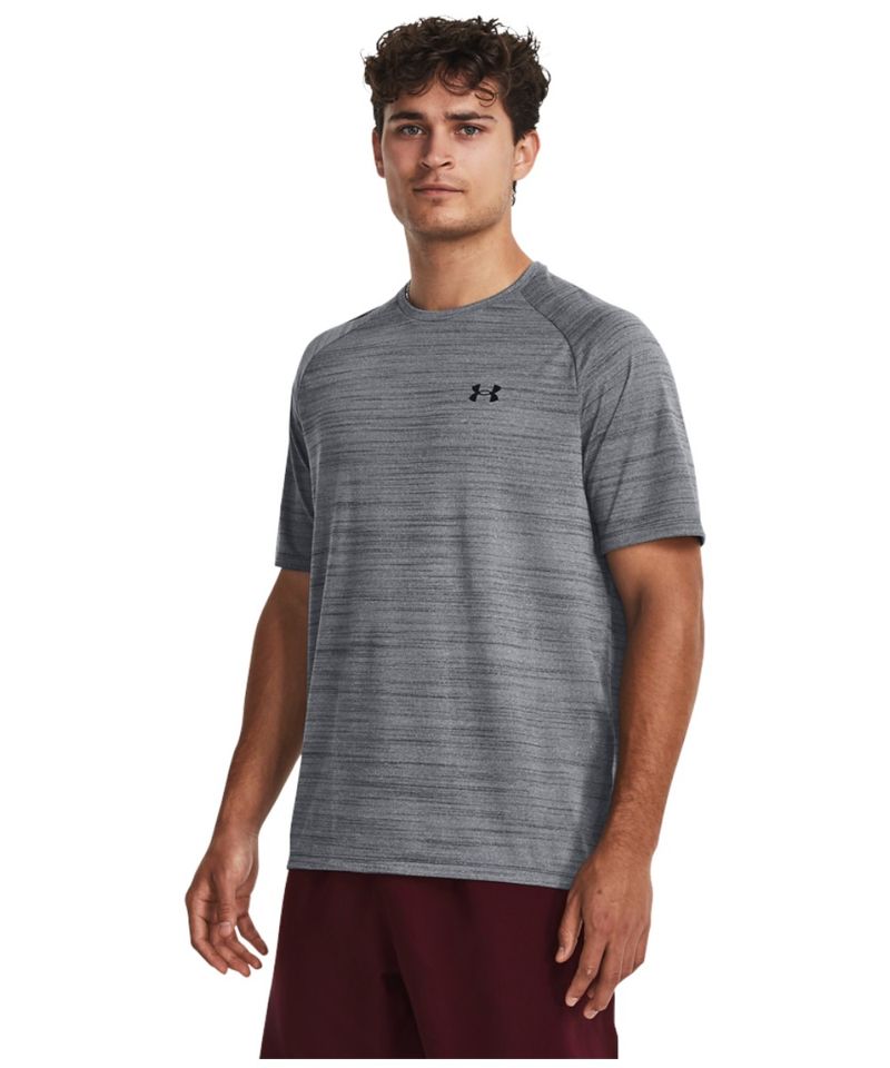 104890542-Camiseta-deportiva-Under-Armour-gris-heather-para-hombre