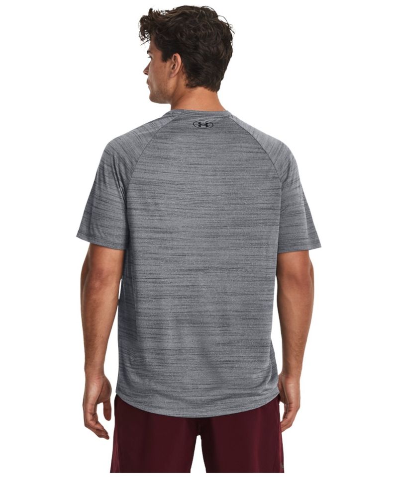 104890542-Camiseta-deportiva-Under-Armour-gris-heather-para-hombre