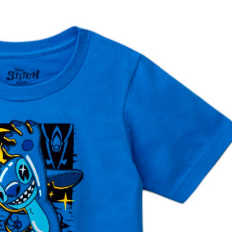 104900298-Camiseta-azul-con-estampado-para-niño
