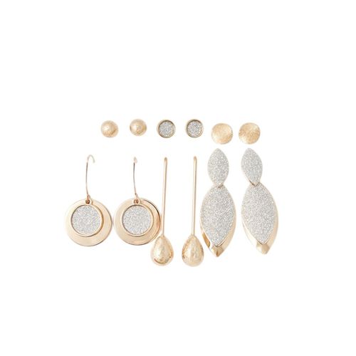 Set de aretes dorados para mujer
