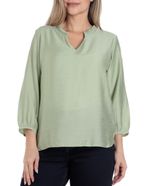 104911519-Blusa-First-formal-verde-manga-3-4-para-mujer