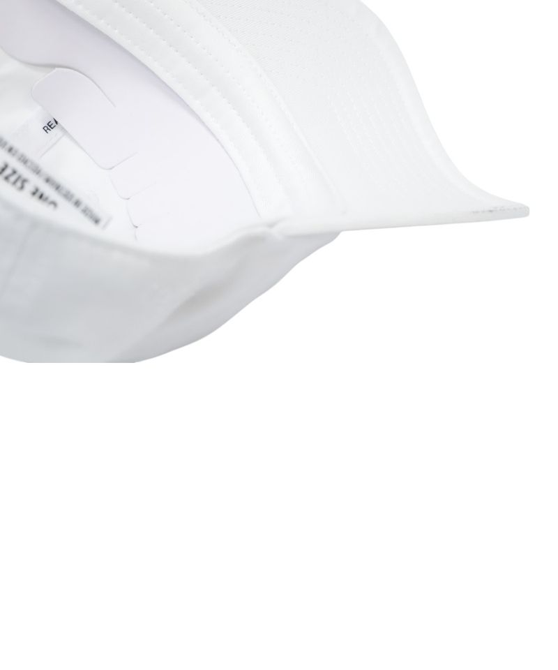 104861636-Gorra-deportiva-real-Madrid-blanca
