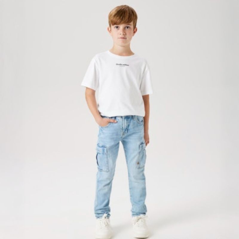 104929023-Jeans-cargo-azul-lavado-para-niño