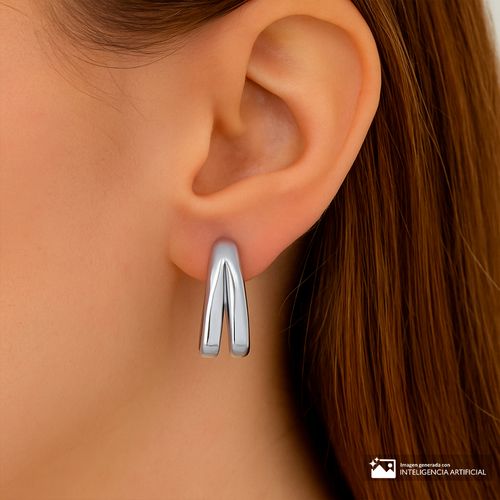 Aretes huggie 3mm plateados para mujer