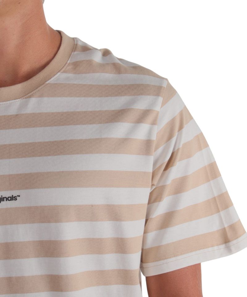 104835788-Camiseta-Jack---Jones-relaxed-fit-rayada-bicolor-para-hombre