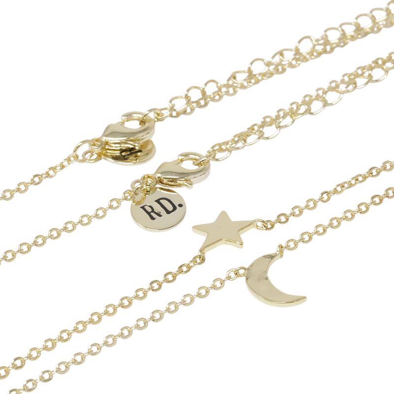 104902341---Set-de-cadenas-con-dije-luna-y-estrella-de-brass-en-baño-de-oro-1mm-18--para-mujer