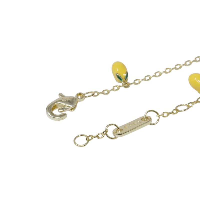 104902348---Pulsera-con-dijes-de-limones-de-brass-en-baño-de-oro-1mm-6--para-mujer
