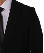 104906889-Traje-tailored-fit-Oscar-de-la-Renta-negro-solido-para-hombre