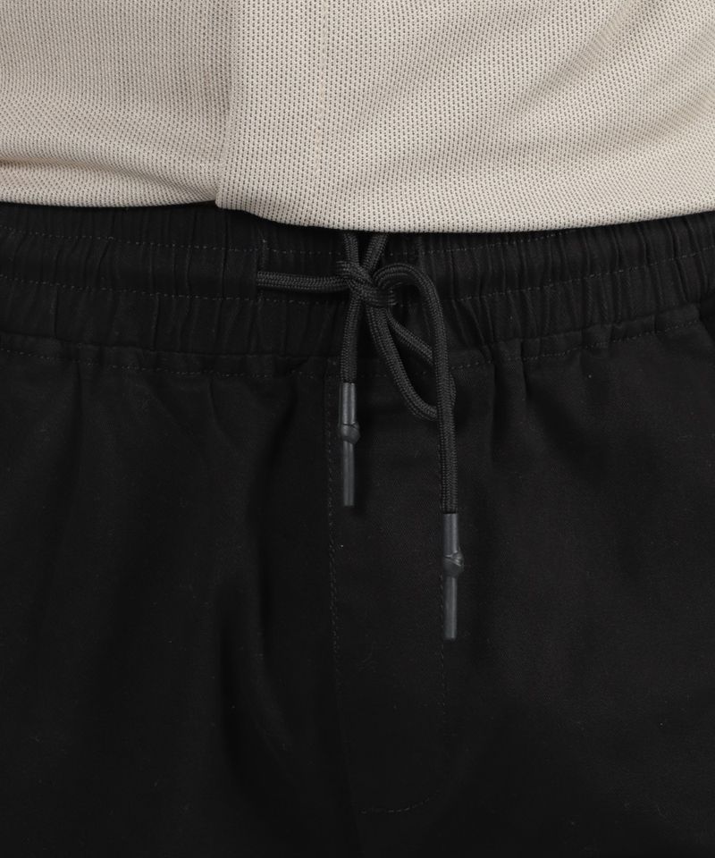 104692979-Pantalon-jogger-tipo-cargo-Unexpected-negro-solido-para-hombre