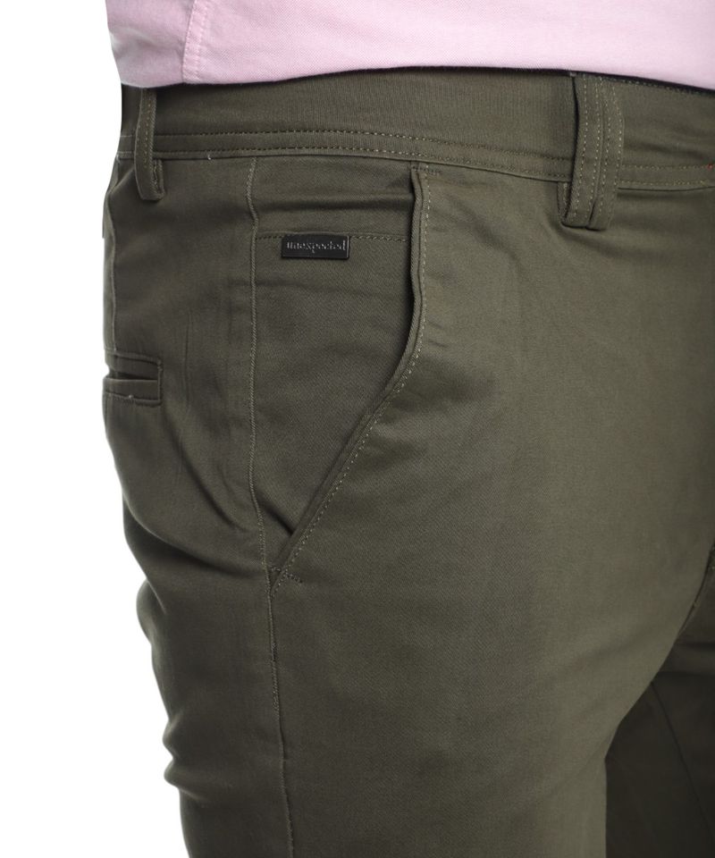 104693017-Pantalon-chino-Unexpected-verde-olivo-solido-para-hombre