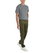 104693123-Pantalon-cargo-Unexpected-straight-fit-verde-olivo-solido-para-hombre