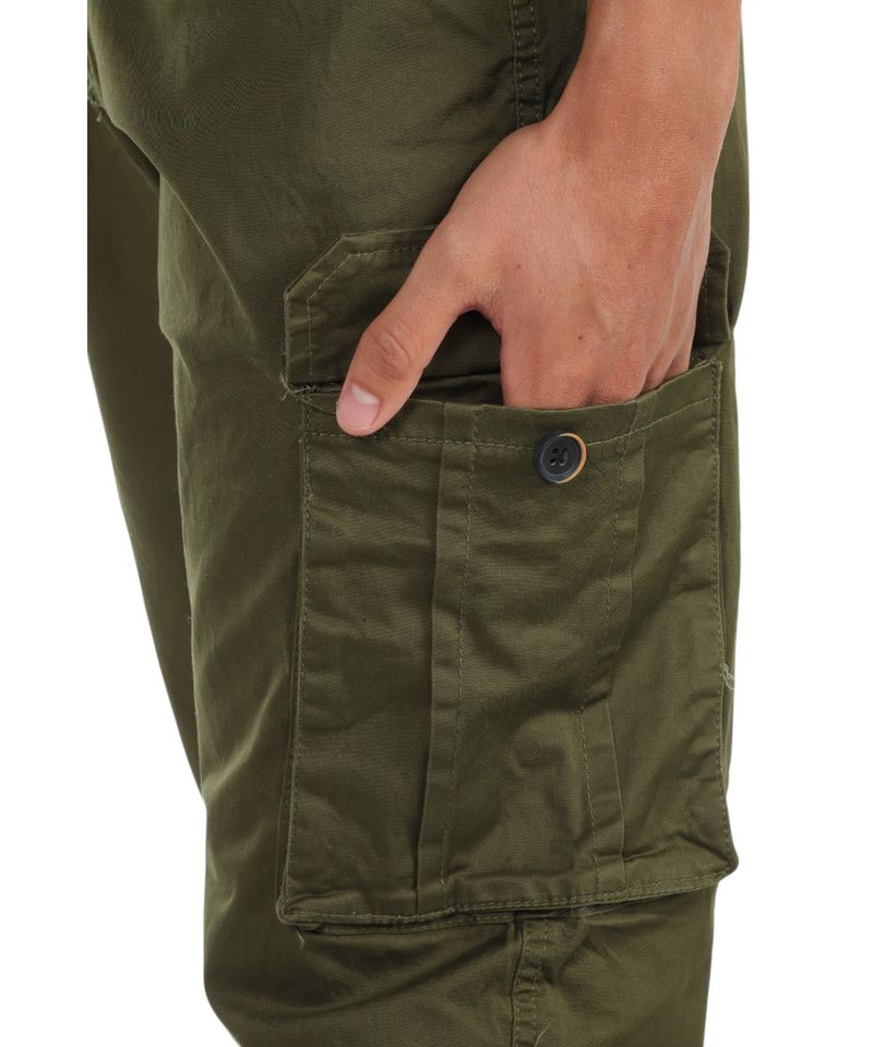 104693123-Pantalon-cargo-Unexpected-straight-fit-verde-olivo-solido-para-hombre