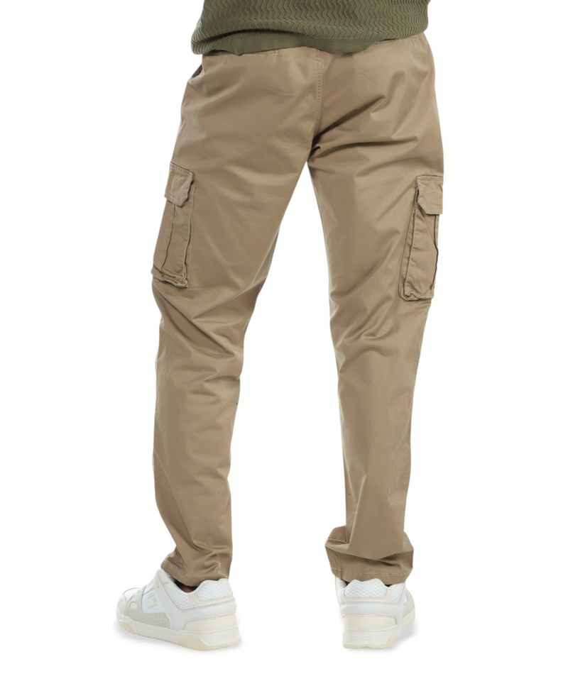 104693128-Pantalon-cargo-Unexpected-straight-fit-khaki-solido-para-hombre