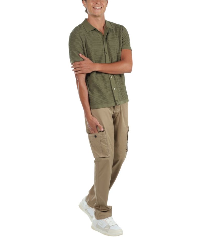 104693128-Pantalon-cargo-Unexpected-straight-fit-khaki-solido-para-hombre