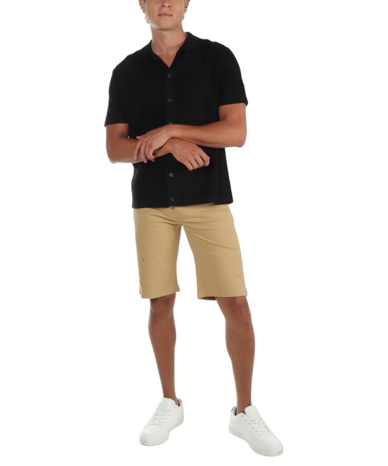 104693052-Short-chino-Unexpected-slim-fit-khaki-solido-para-hombre