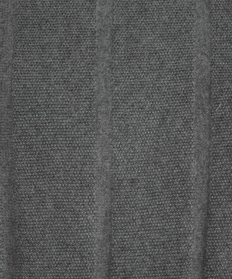 104774227-Sueter-Unexpected-gris-con-textura-para-hombre