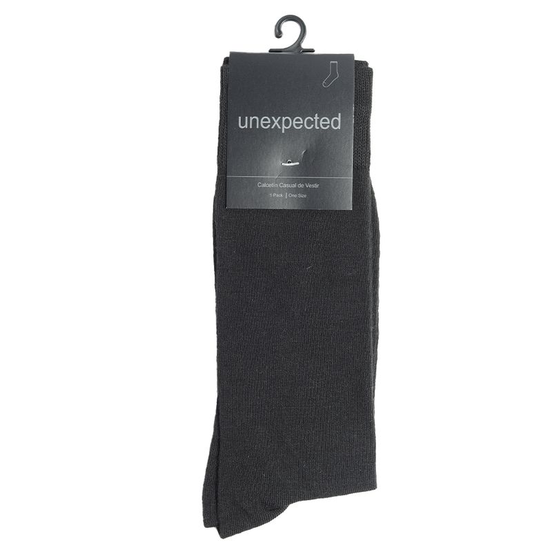 104842157-Par-de-calcetines-de-vestir-Unexpected-negros-con-textura-para-hombre