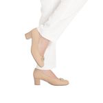 104848469-Zapato-de-vestir-Piccadilly-color-beige-para-mujer