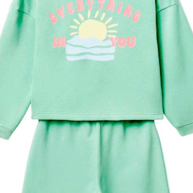 104922769-Conjunto-de-2-piezas-verde-con-estampado-para-niña
