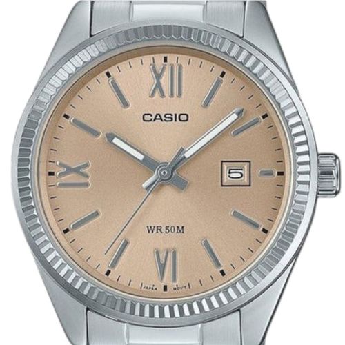 Reloj Casio análogo de acero inoxidable plateado para mujer