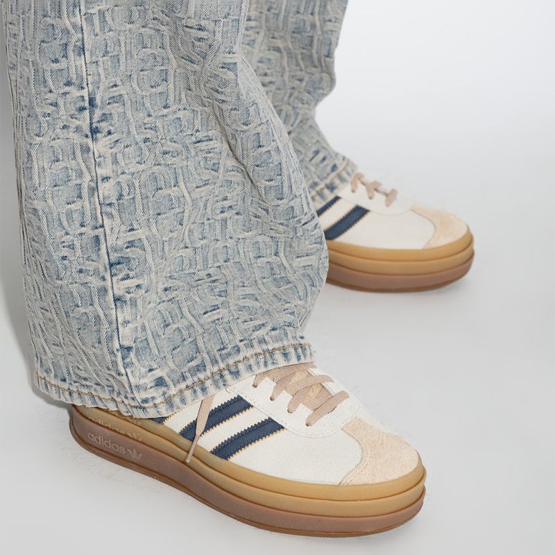 104940806-Zapato-Adidas-Originals-Gazelle-deportivo-casual-color-beige-para-mujer