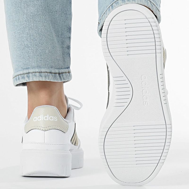 104940772-Zapato-Adidas-Courtblack-casual-blanco-para-mujer