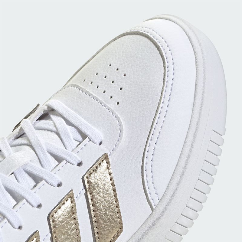 104940772-Zapato-Adidas-Courtblack-casual-blanco-para-mujer