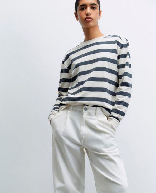 Suéter Sfera pull over rayado para mujer