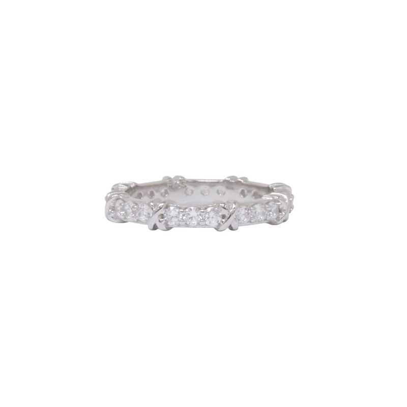 104834964-Anillo-de-plata-con-zirconias-para-mujer