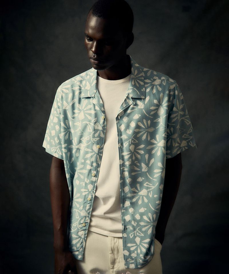 104939996-Camisa-casual-Sfera-aqua-con-estampado-floral-para-hombre