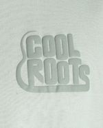 104765658-Camiseta-Orange-regular-fit-verde-sage-con-estampado--Cool-Roots--para-hombre