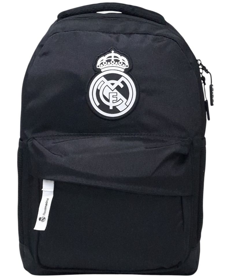 104899368-Mochila-deportiva-Real-Madrid-negra