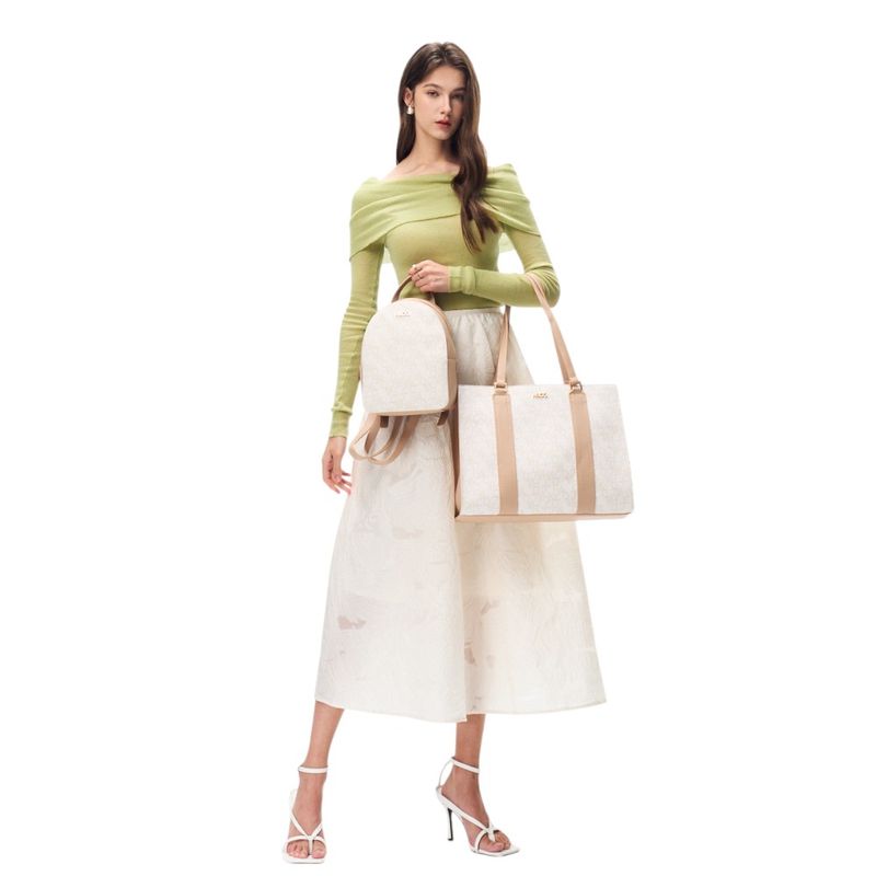 104944039-Duo-de-cartera-tote-y-mochila-H-Co-blanco-para-mujer