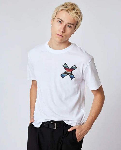Camiseta regular fit Blue banana blanca bordado "X" para hombre
