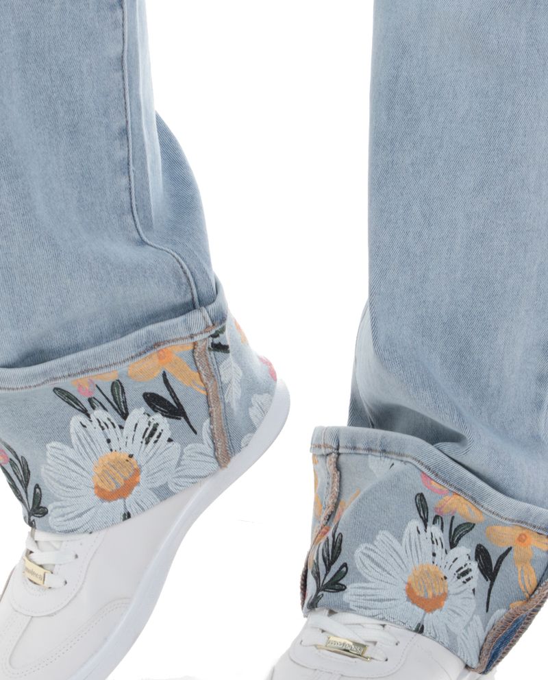 104851817-Jeans-Most-Wanted-straight-celeste-de-cintura-alta-para-mujer