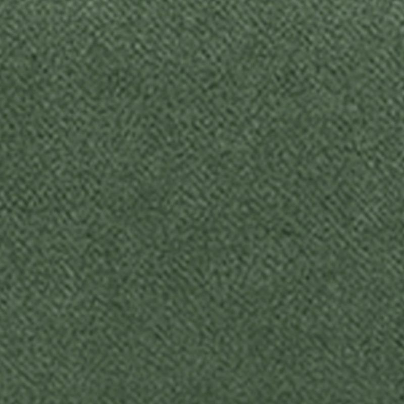 104745968_COLOR