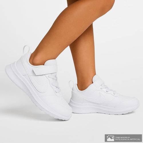 Zapato deportivo casual Nike Varsity color blanco para niño