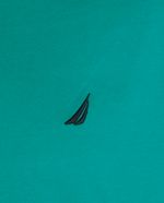 104868347-Camiseta-basica-Nautica-verde-solida-para-hombre