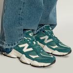 104946639-Zapato-New-Balance-9060-casual-verde-para-mujer