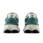 104946639-Zapato-New-Balance-9060-casual-verde-para-mujer