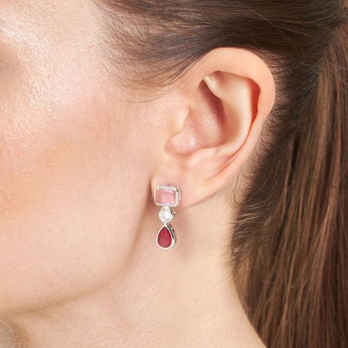 Aretes cortos de brass con piedras brillantes para mujer
