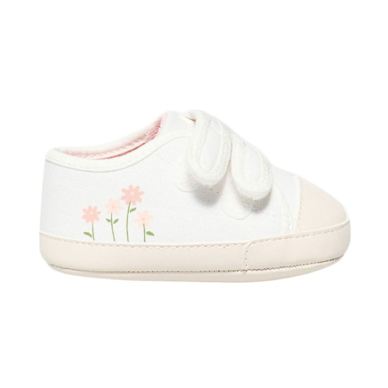 104852501-Zapato-precaminador-ballerina-Sfera-blanco-para-niña-bebe
