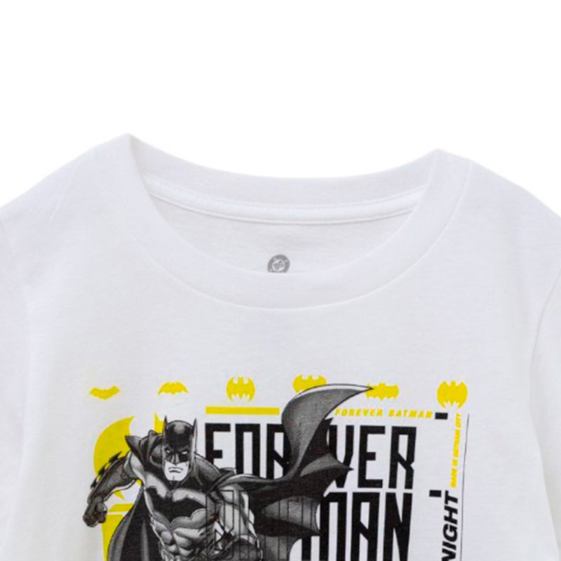 104927223-Camiseta-blanca-con-estampado-Batman-para-niño