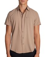 104930806-Camisa-casual-DKNY-cafe-claro-solida-para-hombre