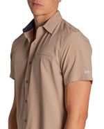 104930806-Camisa-casual-DKNY-cafe-claro-solida-para-hombre