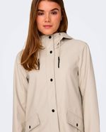 104915812-Chaqueta-Only-impermeable-manga-larga-para-mujer