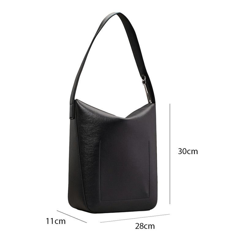 104957969-Cartera-hobo-Calvin-Klein-color-negro-para-mujer