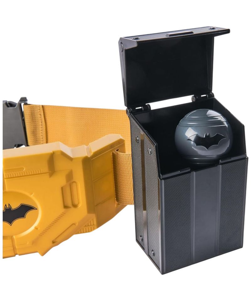 104954020-Accesorios-de-disfraz-de-Batman--cinturon-de-herramientas-Gear-Up-Batarangs-y-bombas-de-humo