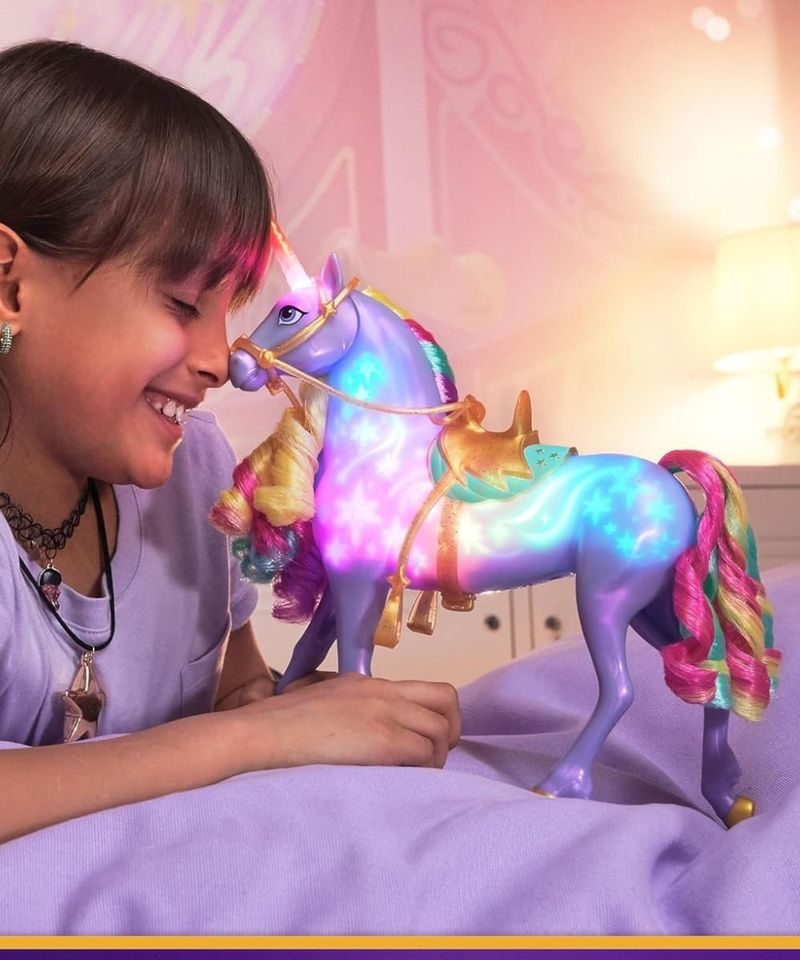 104954034-Unicornio-Unicorn-academy--wildstar-con-luces